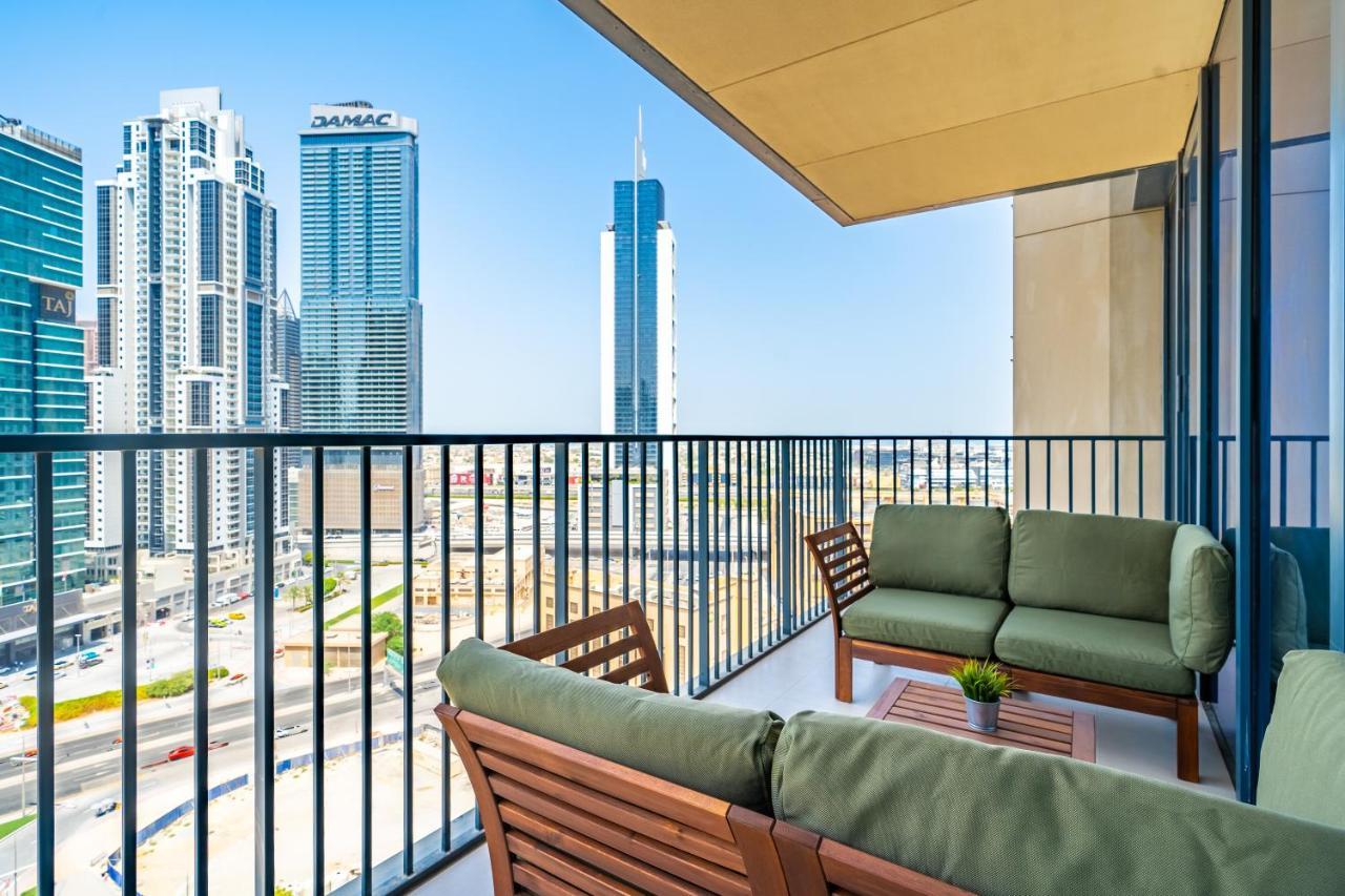 Incredible Views From This Classy Apt With Terrace Dubai Dış mekan fotoğraf
