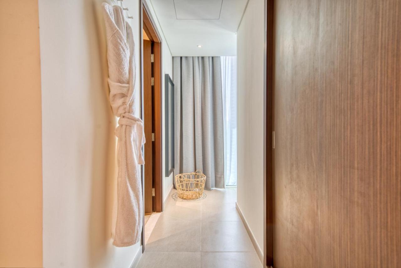 Incredible Views From This Classy Apt With Terrace Dubai Dış mekan fotoğraf