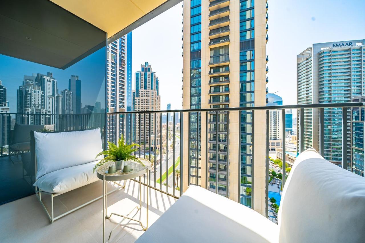 Incredible Views From This Classy Apt With Terrace Dubai Dış mekan fotoğraf